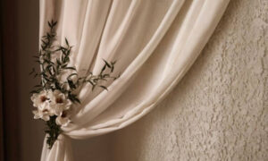 گره زدن زیبای پرده